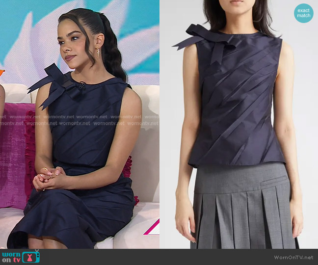 Shushu/Tong Side Bows Pleated Top in Navy Blue worn by Antonia Gentry on Today