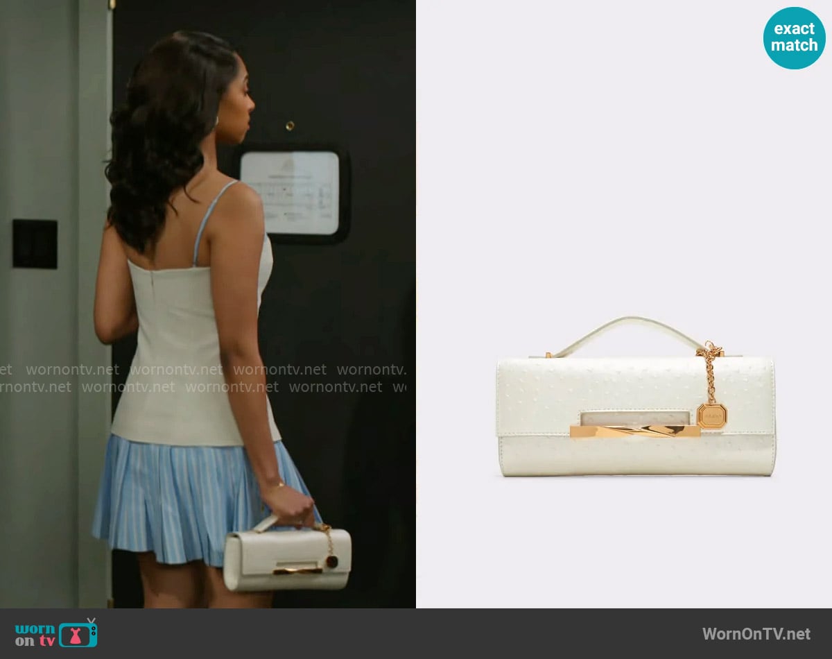 Aldo Novie Ivory Bag worn by Kat Richardson (Colby Muhammad) on Beyond the Gates