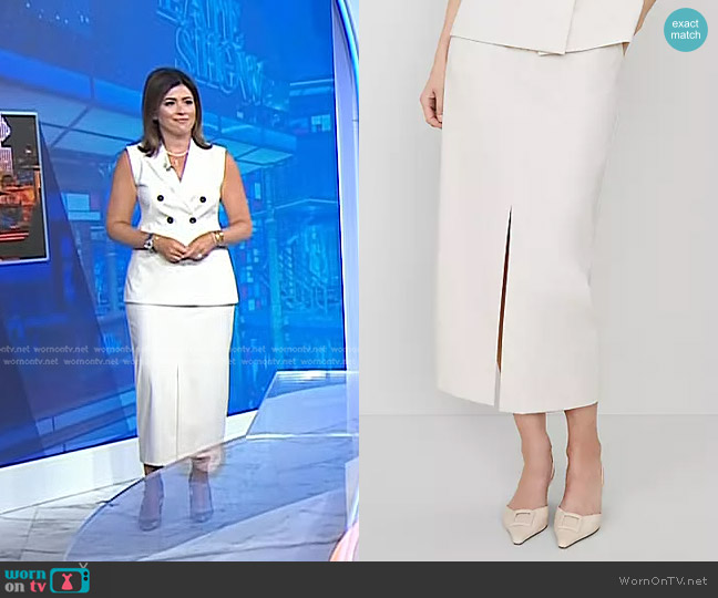 Ann Taylor The Trouser Column Midi Skirt in Tan Texture worn by Chloe Melas on Today