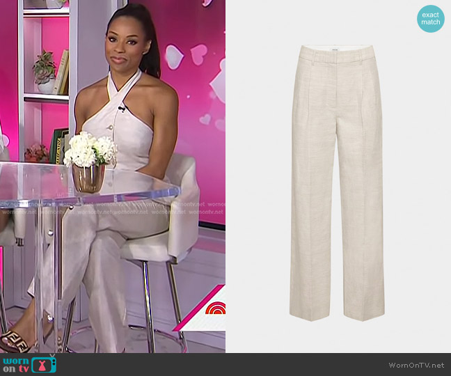 Aritzia CruiseLinen The Effortless Pant in natural ecru worn by Devyn Simone on Today