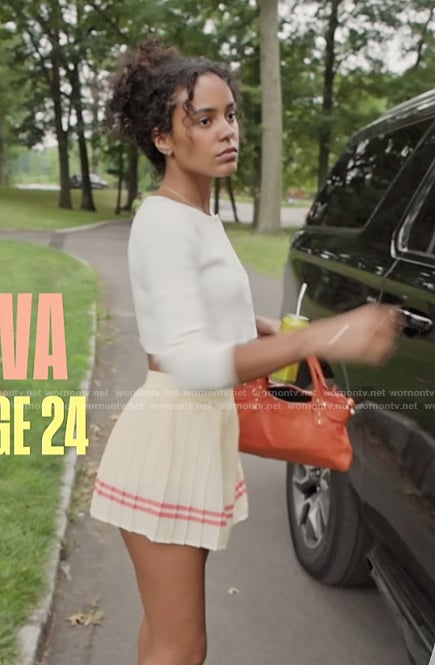 Ava’s yellow mini skirt on Next Gen NYC