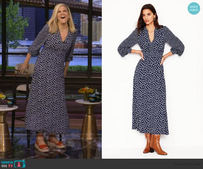 Boden Ivy Smocked Midi Dress worn by Kristen Johnston on Live with Kelly and Mark