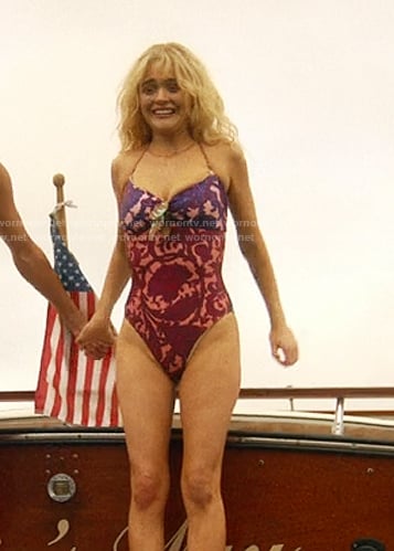 Cadence’s paisley print swimsuit on We Were Liars