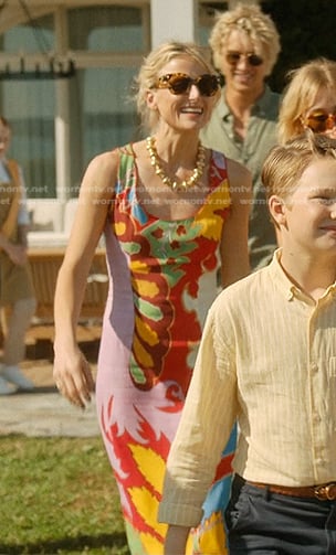Carrie’s multicolor print sleeveless dress on We Were Liars