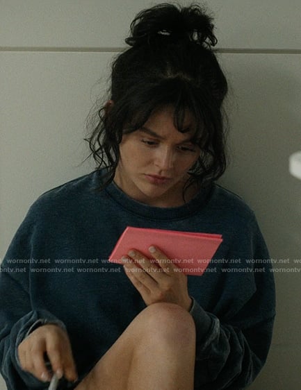 Carrie’s navy sweatshirt on We Were Liars
