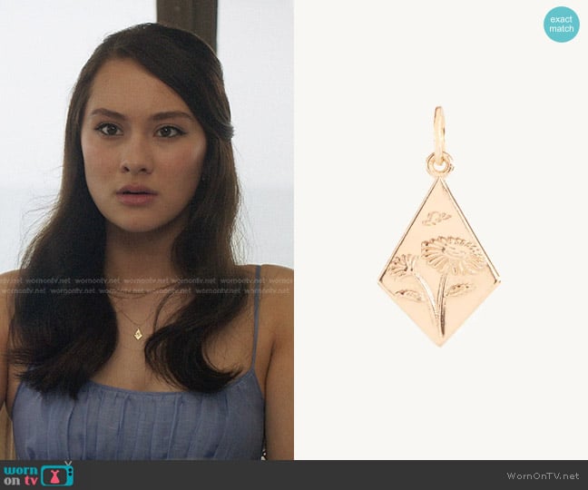 Catbird Jewelry Daisy Poem Charm in April worn by Belly Conklin (Lola Tung) on The Summer I Turned Pretty