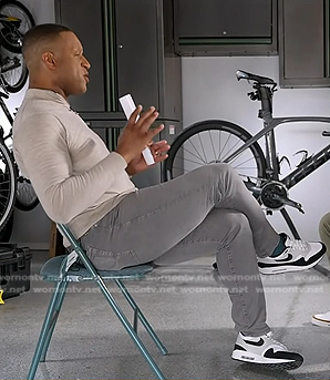 Craig Melvin’s black and white sneakers on Today