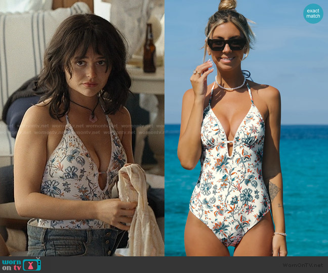 Cupshe Tranquility Seaweed Shell Stitch Halter One Piece Swimsuit worn by Cadence Sinclair Eastman (Emily Alyn Lind) on We Were Liars