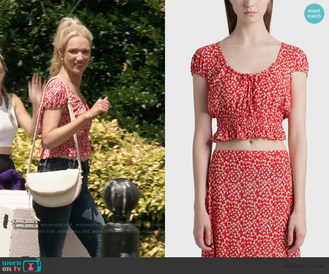 Faithfull The Brand Las Olas Top worn by Lucinda Jewel (Kristen Connolly) on The Summer I Turned Pretty