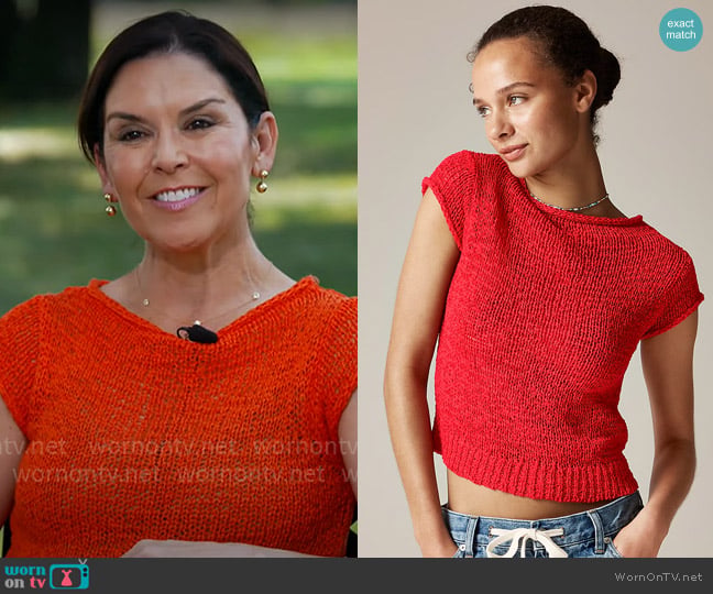 J. Crew Montauk textured sweater-tee worn by Meg Oliver on CBS Mornings