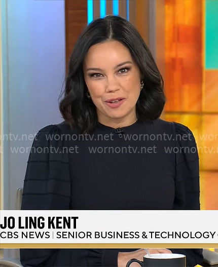 Jo Ling Ken’s sweater with stripe sleeves on CBS Mornings