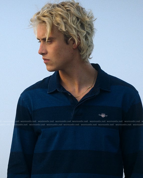 Johnny’s blue striped rugby jersey on We Were Liars