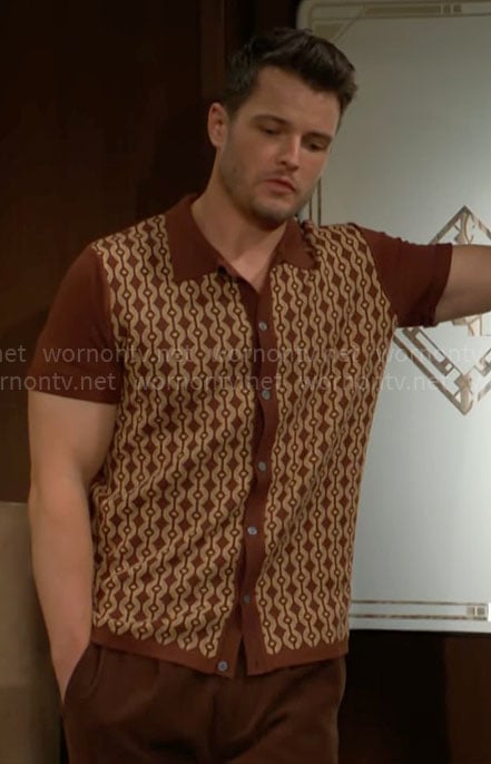 Kyle’s brown printed shirt on The Young and the Restless
