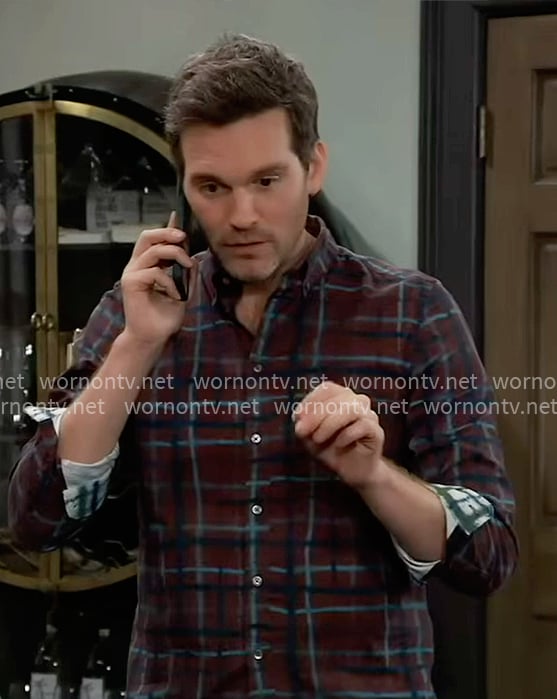 Lucas’s brown checked shirt on General Hospital