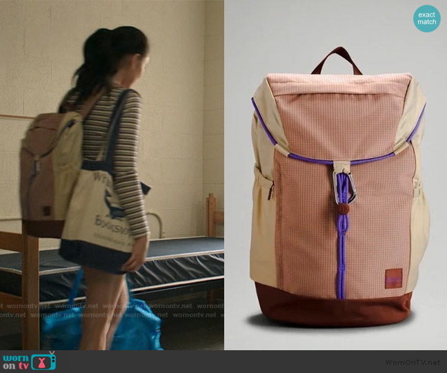 Lululemon Front Clip Backpack worn by Belly Conklin (Lola Tung) on The Summer I Turned Pretty