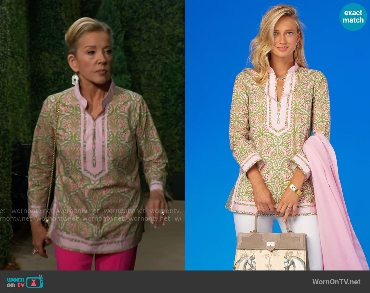 NicoBlu Capri Tunic in Delicate Ferns worn by Nikki Reed Newman (Melody Thomas-Scott) on The Young and the Restless
