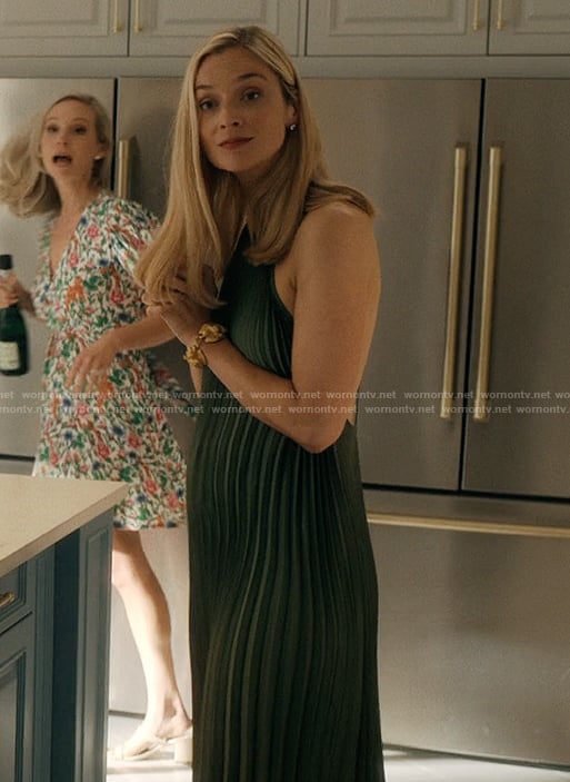 Penny’s green pleated halter dress on We Were Liars
