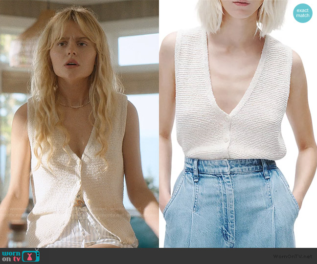 Rag & Bone Jackie Wool Sweater Vest worn by Cadence Sinclair Eastman (Emily Alyn Lind) on We Were Liars
