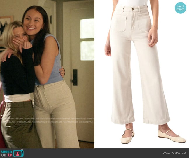 Rolla’s Sailor Jeans worn by Belly Conklin (Lola Tung) on The Summer I Turned Pretty