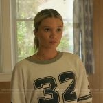 Taylor’s 32 print tee on The Summer I Turned Pretty