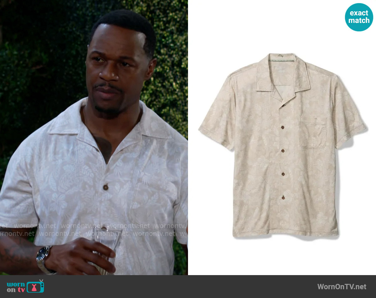 Tommy Bahama Vista Mar Leaf it to Me Short Sleeve Camp Shirt in Khaki Sands worn by Damian Kane (Jermaine Rivers) on The Young and the Restless