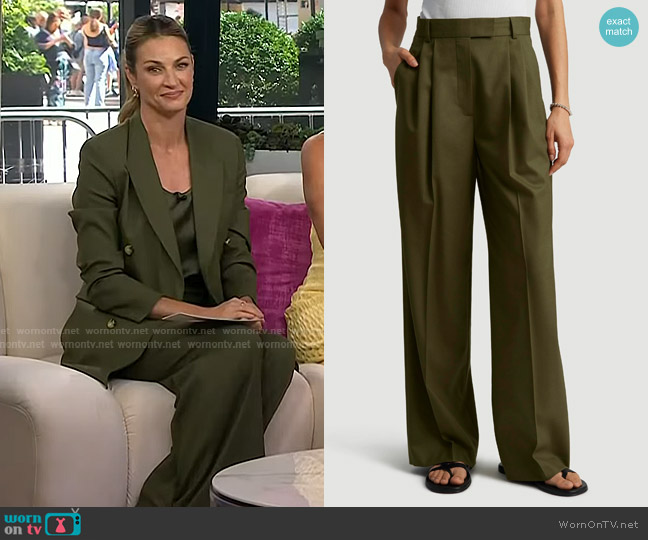 Argent Seasonless Woo Pleated Trouser in Pine Needle worn by Erin Andrews on Today