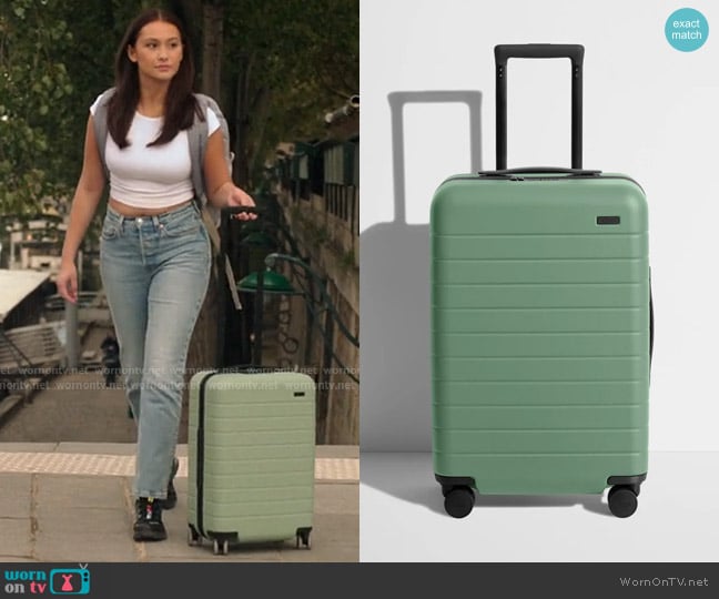 Away The Carry-On in Sea Green worn by Belly Conklin (Lola Tung) on The Summer I Turned Pretty