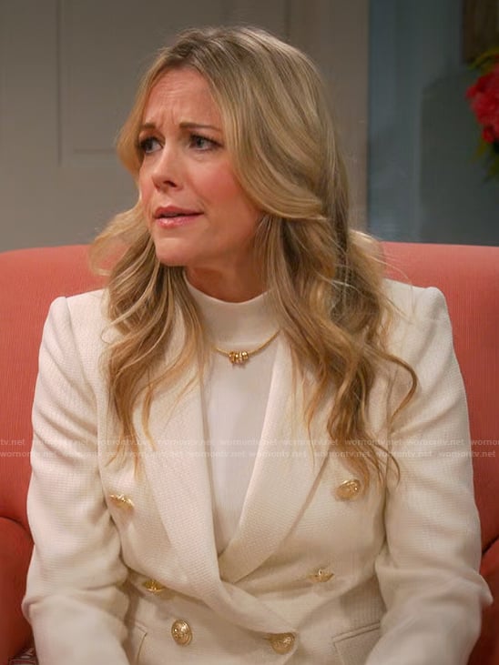 Becca’s white textured blazer on Leanne