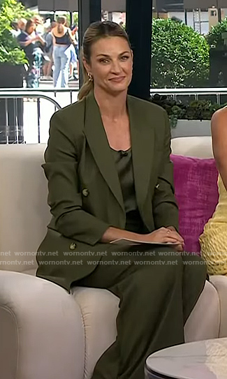 Erin Andrews’s green blazer and pant suit on Today