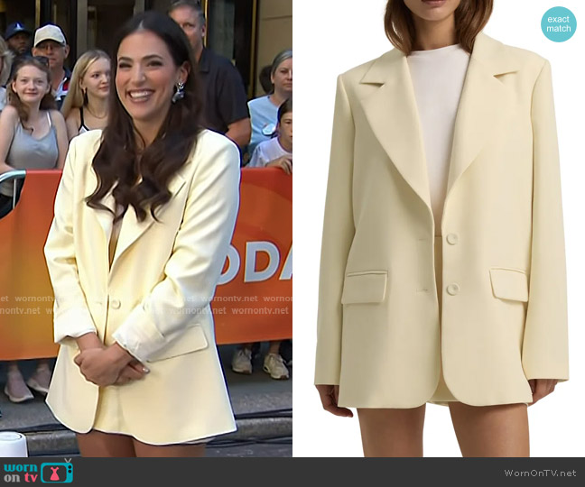 Favorite Daughter The Favorite Oversize Blazer in Moonbeam worn by Janelle Lam on Today