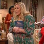 Leanne’s green floral print dress on Leanne