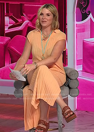 Jenna’s brown leather platform sandals on Today