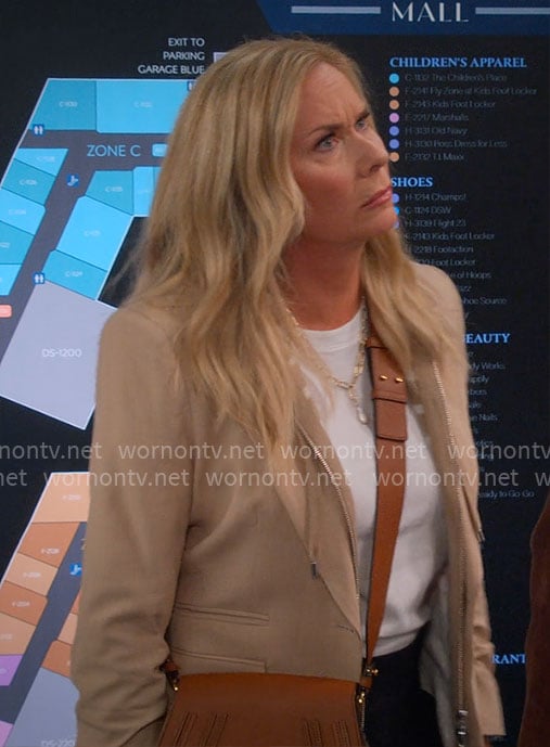 Leanne’s beige blazer on Leanne