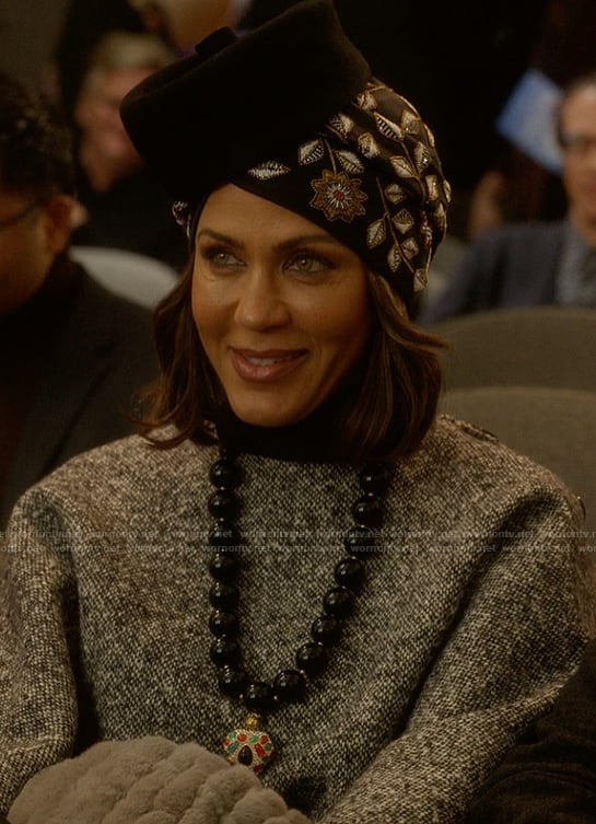 Lisa’s black statement necklace on And Just Like That