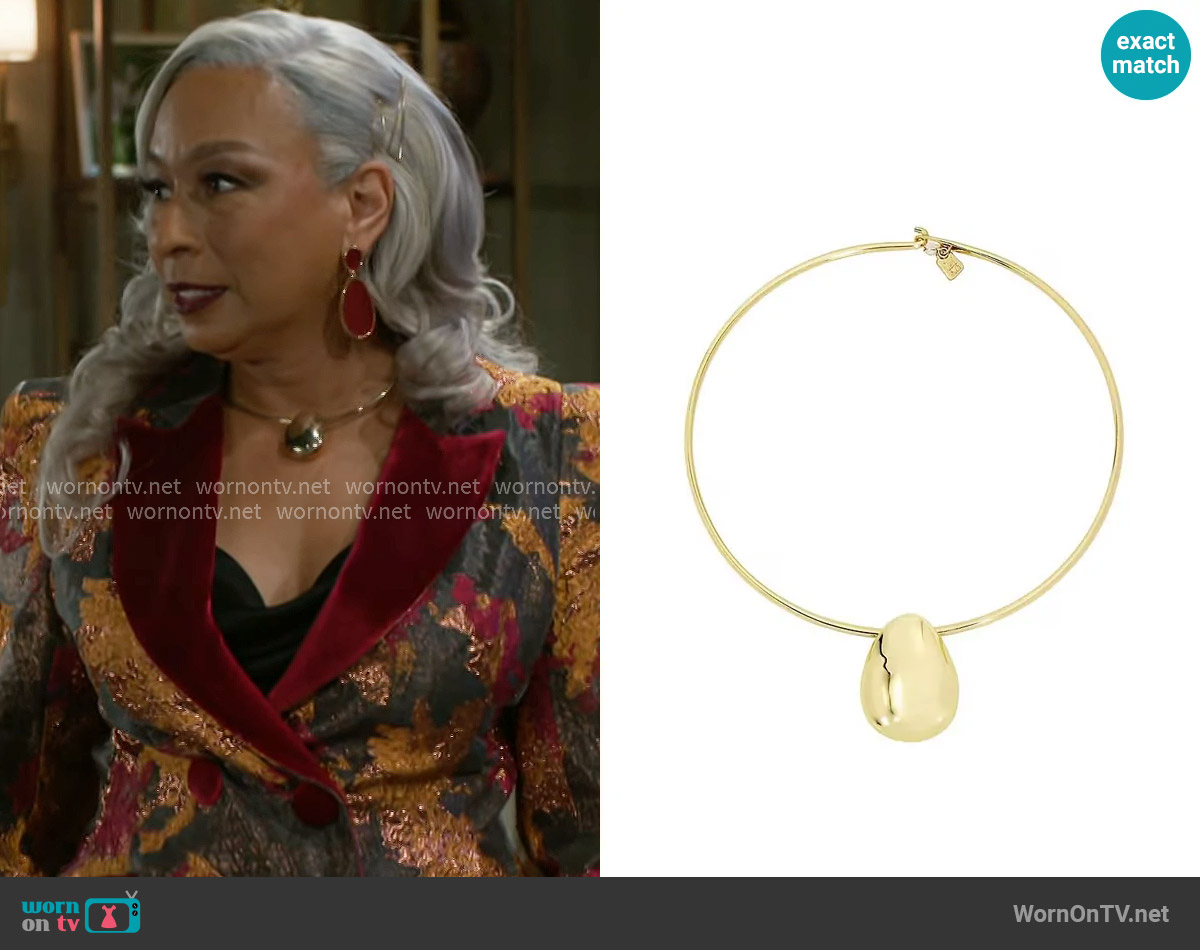 Robert Lee Morris Soho Sculpted Dome Pendant Wire Collar Necklace worn by Anita Dupree (Tamara Tunie) on Beyond the Gates