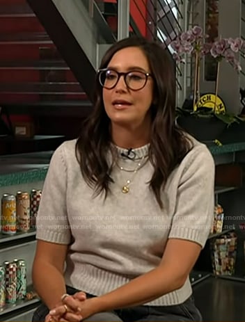 Savannah’s grey short sleeve sweater on Today