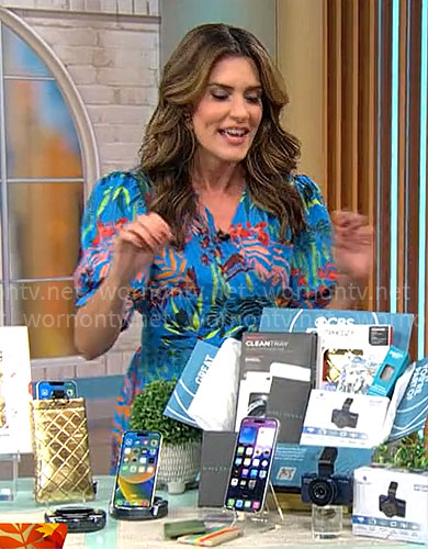 Adriane Kiss’ blue tropical print dress on CBS Mornings
