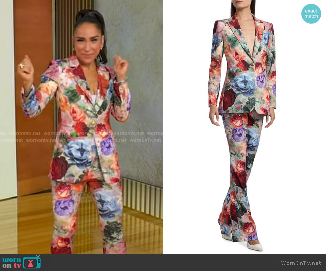 Alice + Olivia Breann Blazer in Storm Floral worn by Robin Arzo?n on Good Morning America