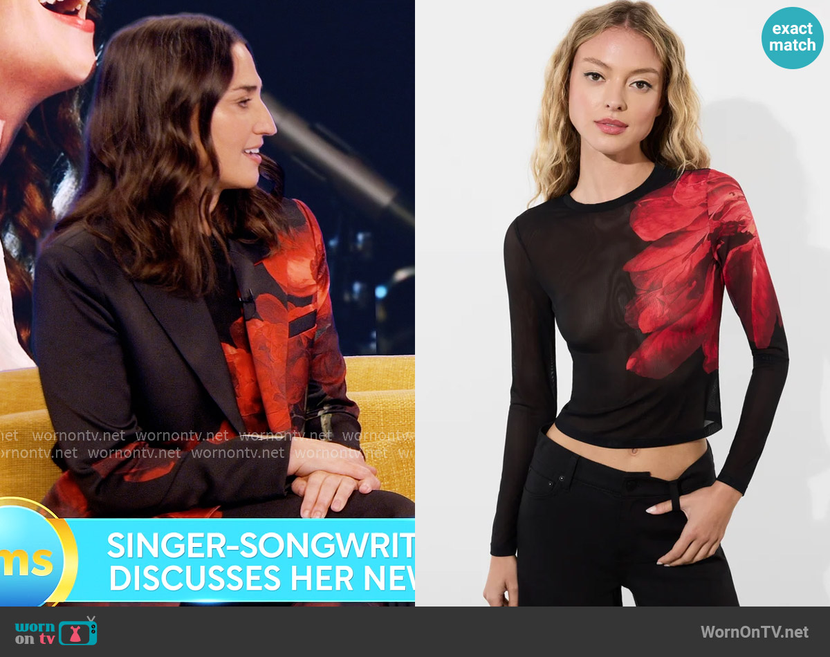 Alice + Olivia Delaina Top in Peony Petals Bright Ruby worn by Sara Bareilles (Sara Bareilles) on The Morning Show