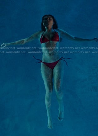 Belly’s red bikini on The Summer I Turned Pretty
