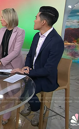 Brian Cheung’s white striped sneakers on Today