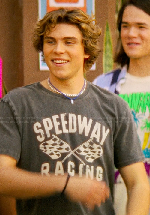 Charlie’s speedway graphic tee on The Runarounds