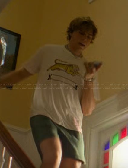 Charlie’s tiger graphic tee on The Runarounds