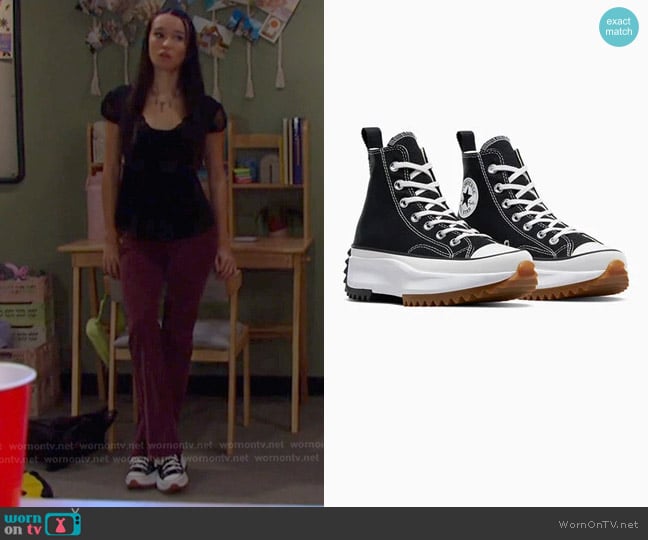 Converse Unisex Run Star Hike Canvas Platform in Black/White/Gum worn by Sophia Choi (Rachel Boyd) on Days of our Lives