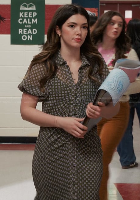 Erin’s green printed ruched dress on My Life with the Walter Boys
