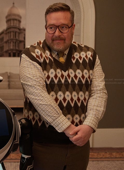 Howard’s knit vest on Only Murders in the Building