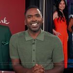 Justin’s green knit shirt on E! News
