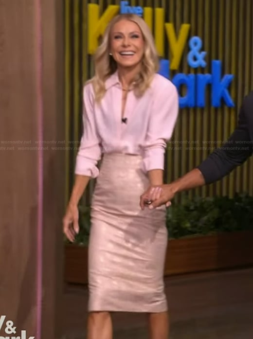 Kelly’s pink blouse and metallic skirt on Live with Kelly and Mark