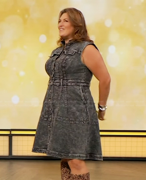 Kristina’s sleeveless denim dress on The Drew Barrymore Show