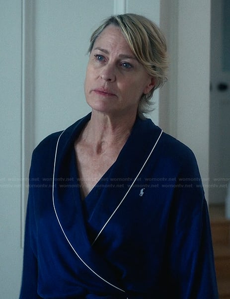 Laura’s blue robe on The Girlfriend